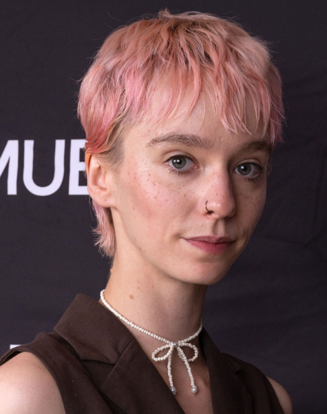 Fall 2026 hair color trends bubblegum pink